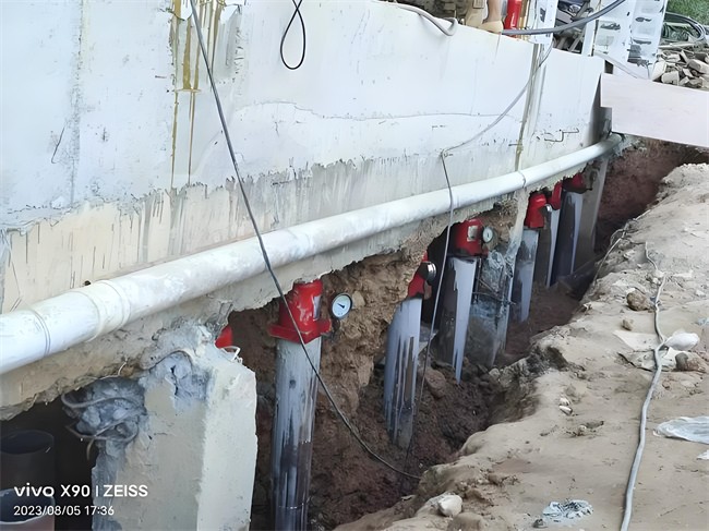 1723773927553086.jpg a38e11b673ae92ee7747ce557f89aa19.jpg